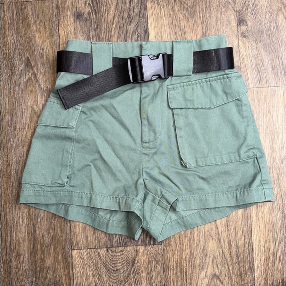 TNA - Green Cargo 3" Shorts